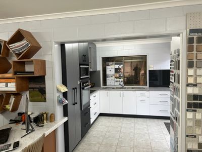 INNISFAIL KITCHENS AND CABINETS