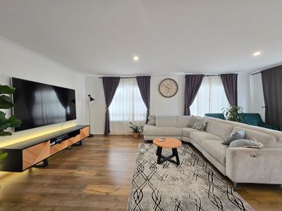 37 Anniversary Avenue, Wyndham Vale