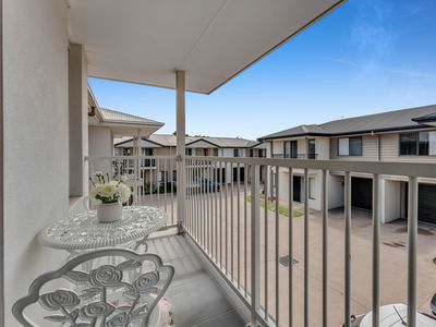 11 / 300 Redbank Plains Road, Bellbird Park