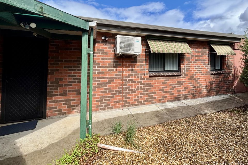 13b Elstree Court, Kealba