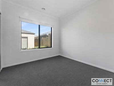 12 Gondwana Street, Officer