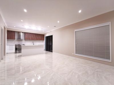 50 Sunnybank Drive, Point Cook