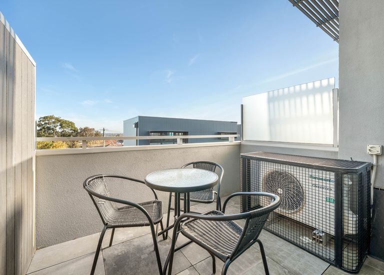 209A / 164 Manningham Road, Bulleen