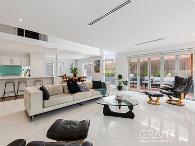 2 Japonica Way, Murdoch