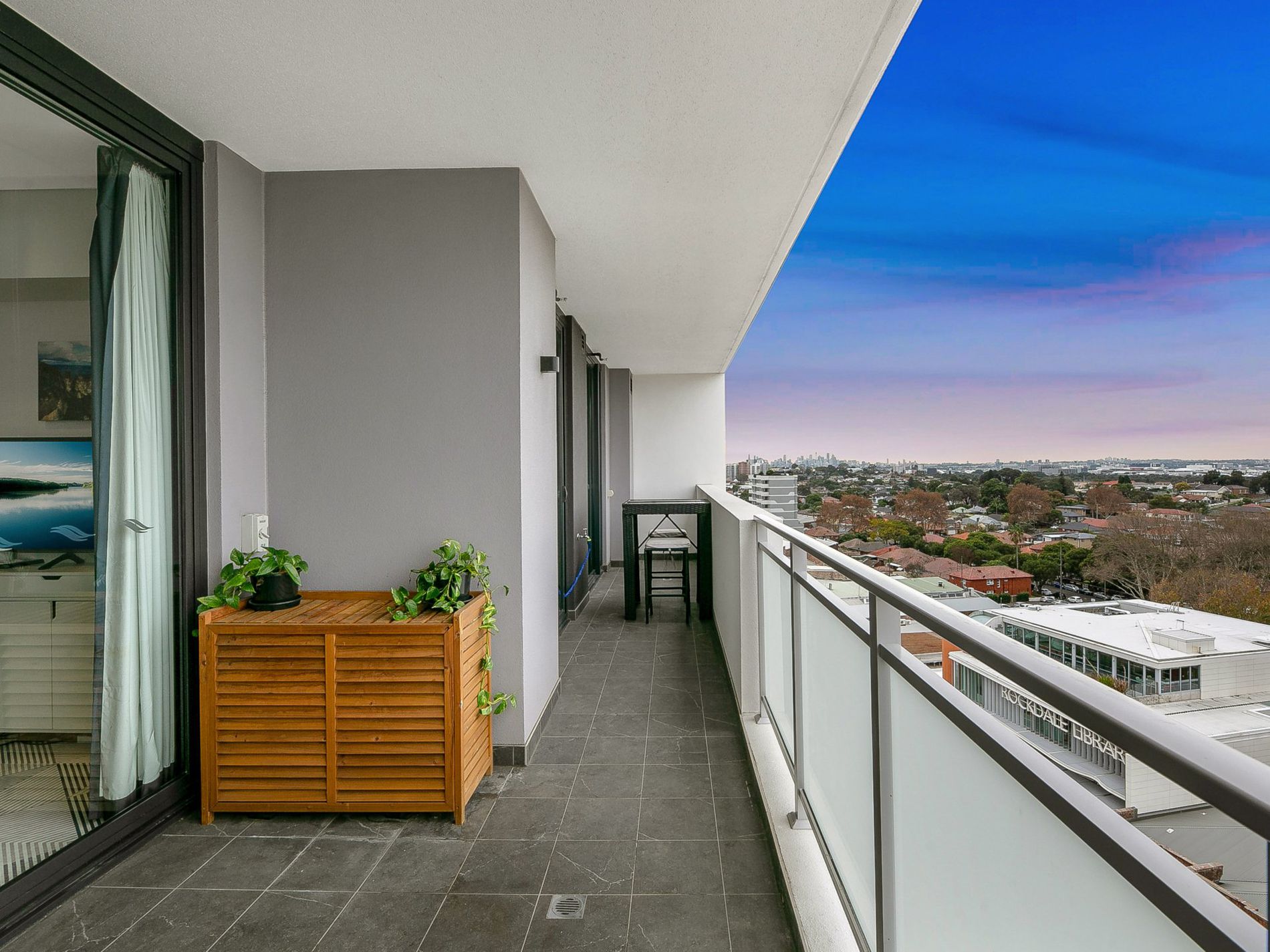 A1004 / 433-439 Princes Highway, Rockdale