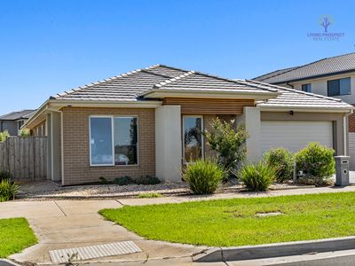 25 Kangaroo Crescent, Aintree