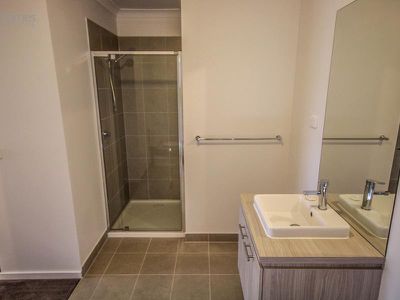 13 Everlasting Chase, Whittlesea