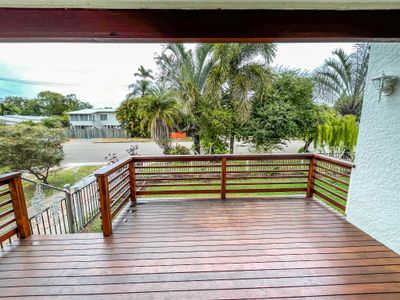 15 Brisk Street, Rowes Bay
