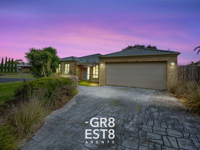 12 Saunton Drive, Cranbourne
