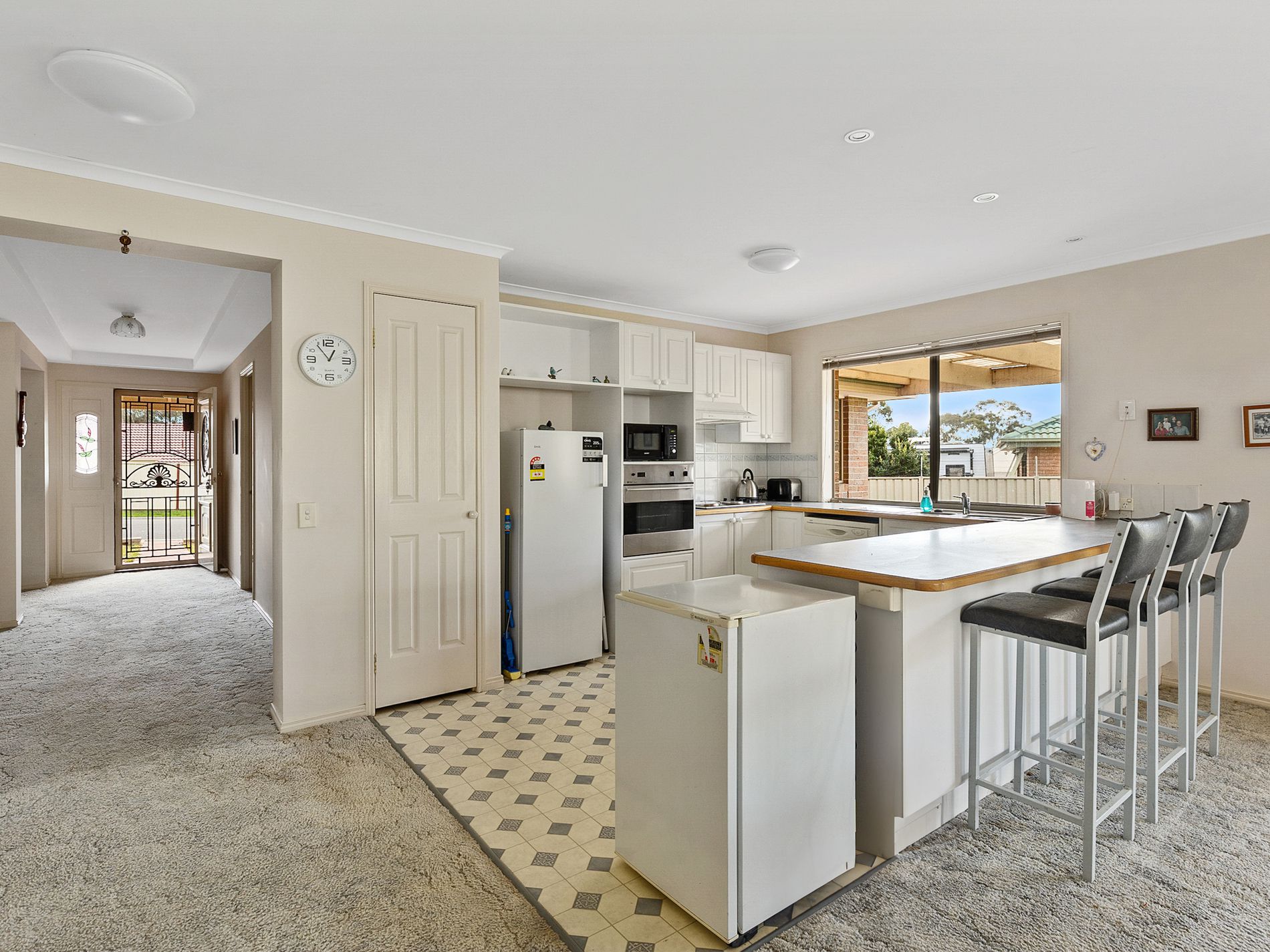 7 DOYLE CRESCENT, Seymour