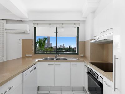 9 / 29-39 Woodroffe Ave, Main Beach