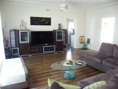 23 Church St, Forbes