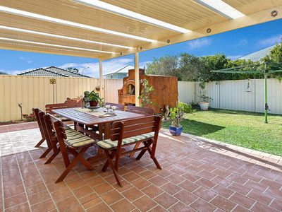 4 Holroyd Street, Albion Park