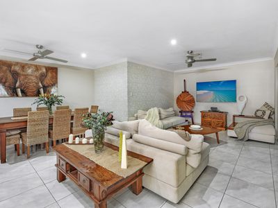 28 Iridium Drive, Hope Island