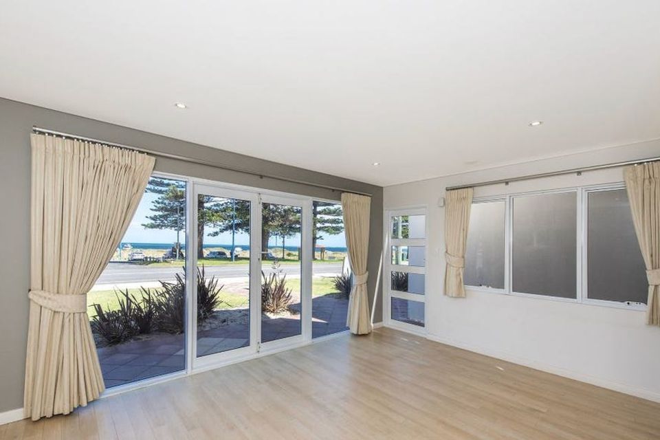 2 / 216 Arcadia Dr, Shoalwater