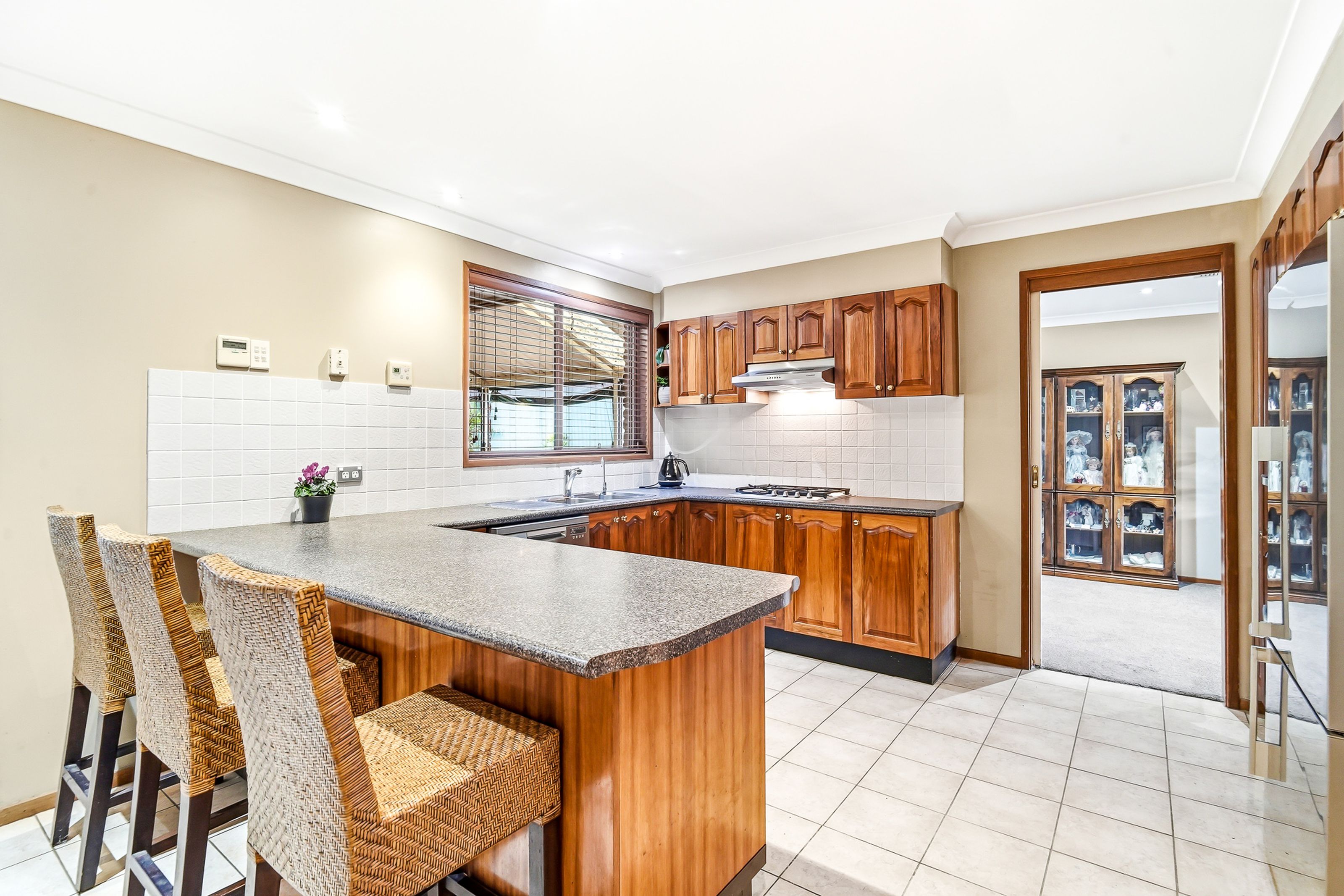 6 Kyarra Terrace, GLENMORE PARK