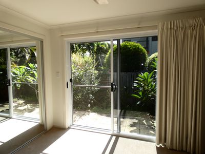 4 / 6-8 Halyard Crt, Ocean Shores