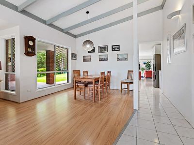 12 Salamander Place, Rochedale South