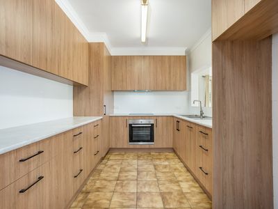 5 Mackellar Close, Edmonton