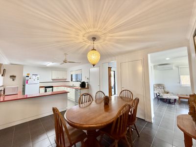 24 South Street, Urangan