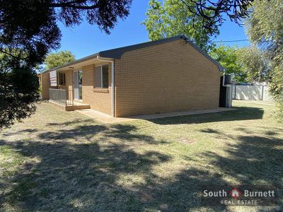 2 / 24 William Street, Kingaroy