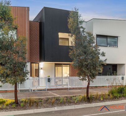 34 COXON STREET, Officer