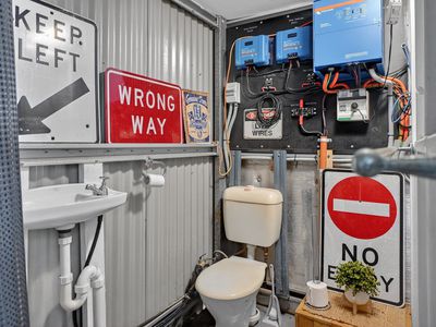 1135 Midge Point Road, Midge Point