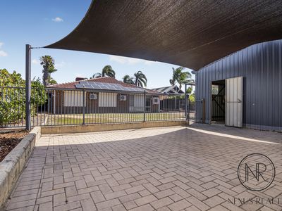 6 Bourne Court, Huntingdale