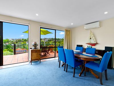 21A Peter Terrace, Castor Bay