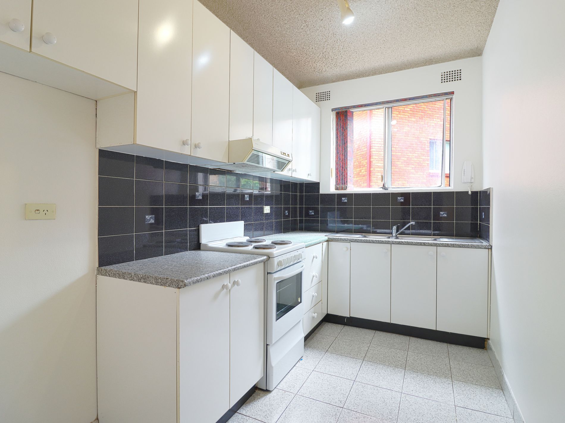 3 / 6-8 The Strand, Rockdale