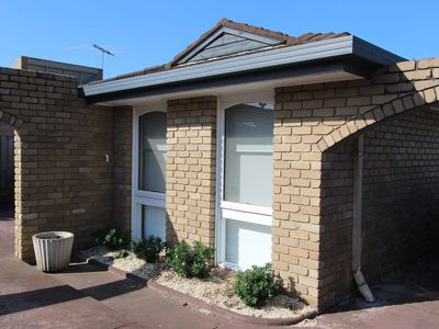10 / 40-42 Calder Street, Manifold Heights