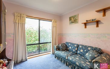 2 McNamara, Pakenham