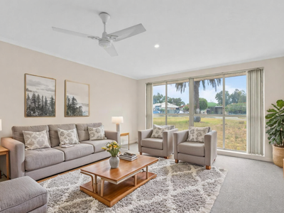 3 Hersey Place, Beckenham