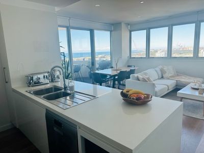 802 / 10 Regent Street, Wollongong