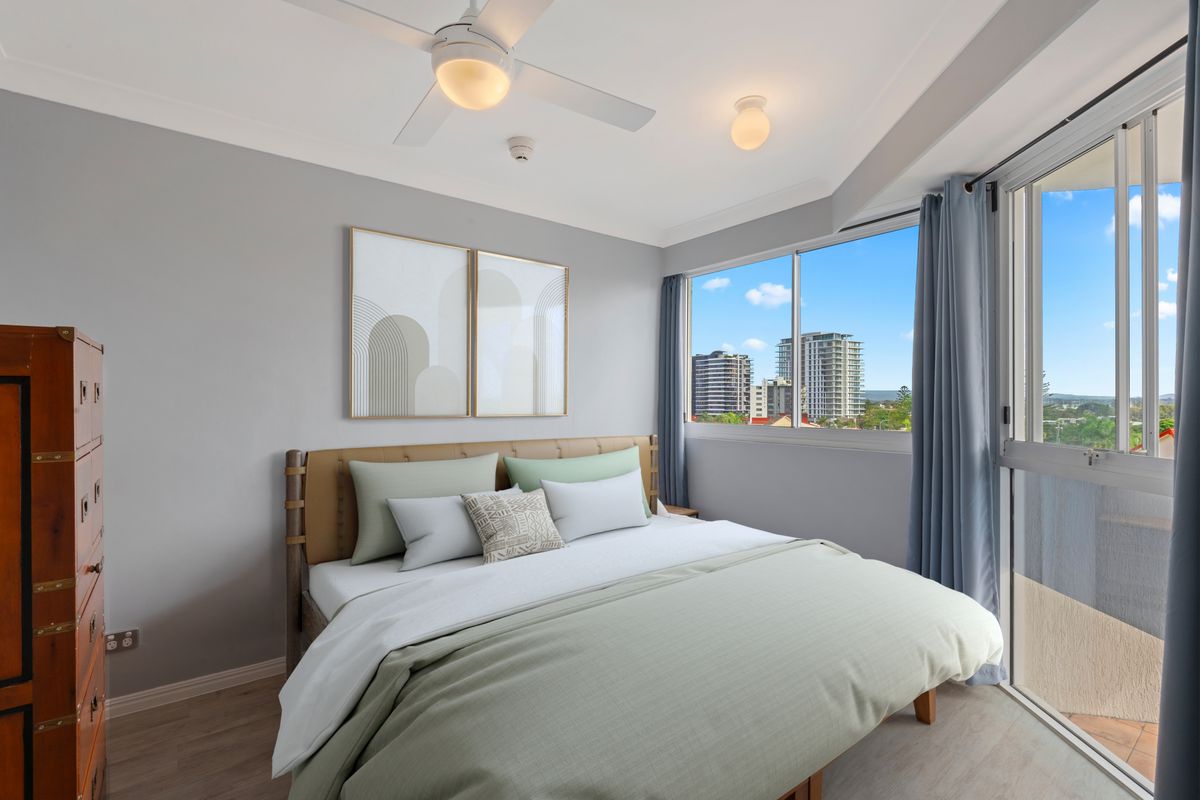 50 / 210 Surf Parade, Surfers Paradise