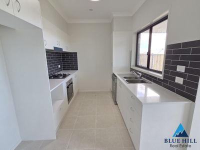 1/176 Settlers Boulevard, Chisholm