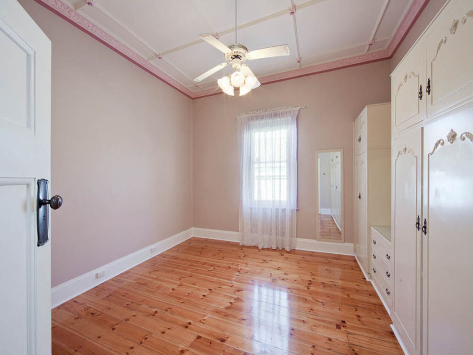 328 Marion Road, Netley