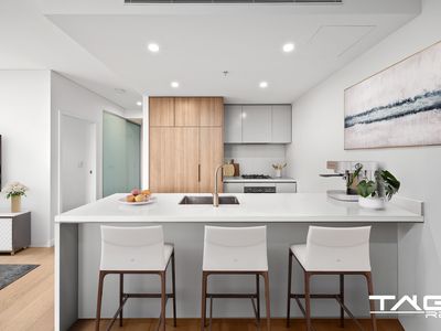 141 / 9 Maple Tree Road, Westmead