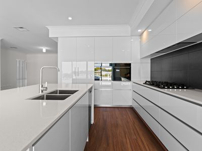 21 Tidal Drive, Port Kennedy