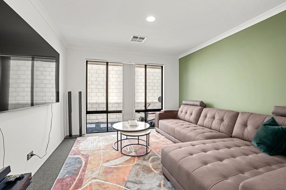 15 COLOSSEUM ENTRANCE, Baldivis