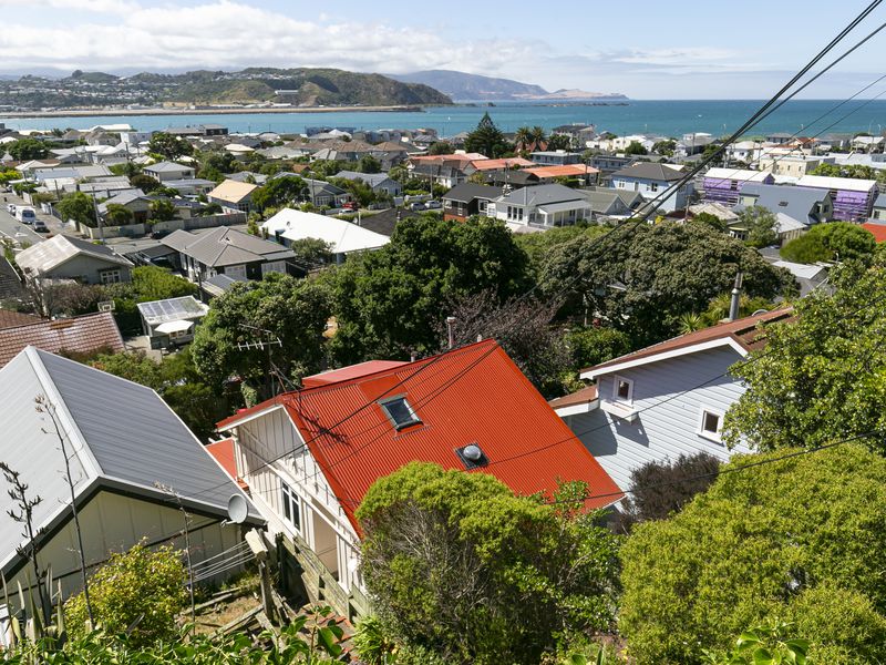 159 Sutherland Road, Lyall Bay