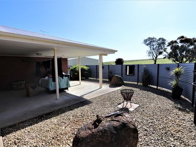 51 Eldridge Drive, Worrolong