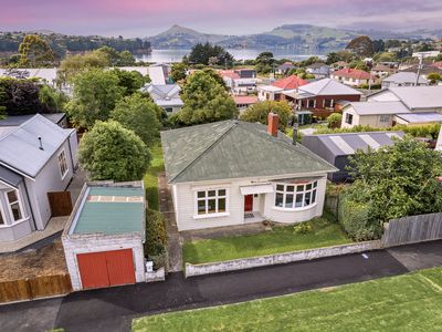 4 Constant Street, Sawyers Bay