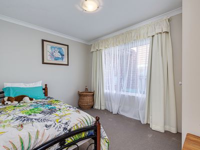 8 Foreshore Vista, Yanchep