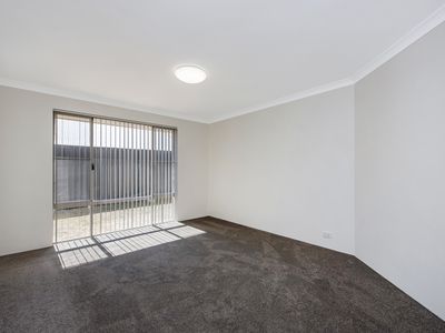 28 L'Esterel Way, Port Kennedy