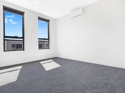 23 Glisten Way, Craigieburn