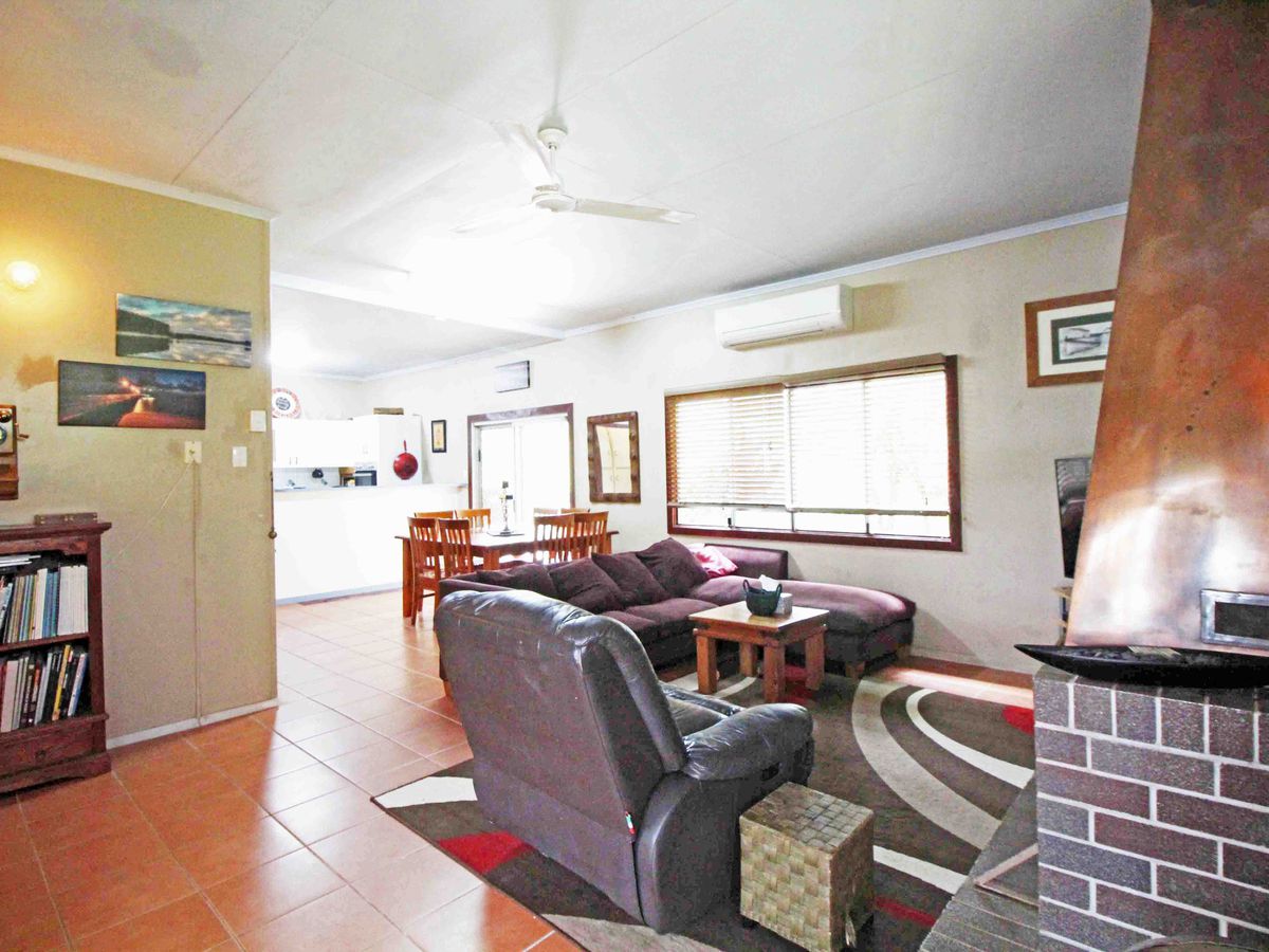 14 GRAY STREET, Atherton