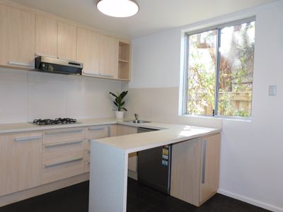 4 / 36 Tenth Avenue, Maylands