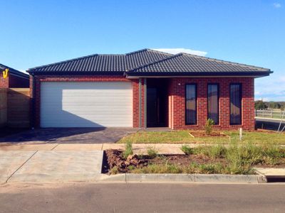 15 Badminton Court, Marshall
