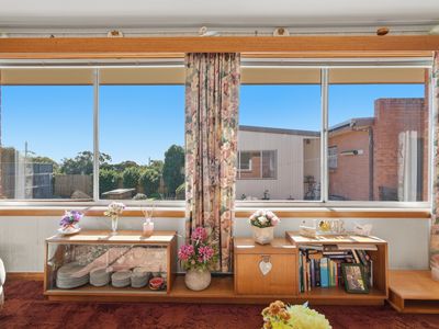 33 South Street, George Town